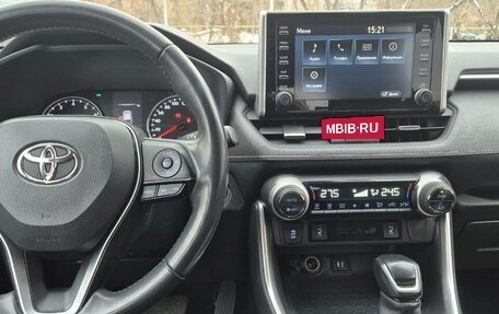 Toyota RAV4, 2020 год, 3 500 000 рублей, 10 фотография