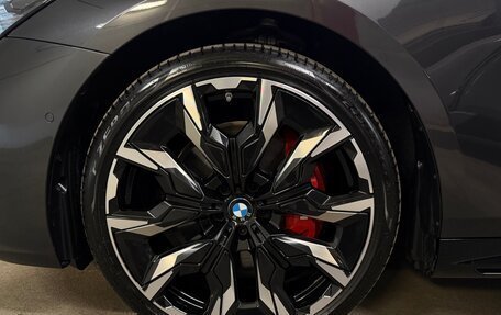 BMW 5 серия, 2025 год, 12 775 000 рублей, 11 фотография