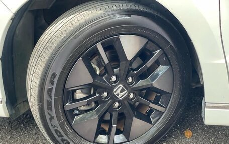 Honda Stepwgn, 2022 год, 2 640 000 рублей, 4 фотография