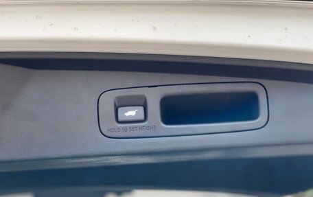 Honda Stepwgn, 2022 год, 2 640 000 рублей, 13 фотография