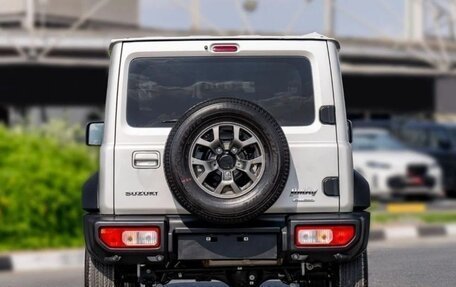 Suzuki Jimny, 2024 год, 2 920 000 рублей, 3 фотография