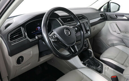 Volkswagen Tiguan II, 2017 год, 2 697 000 рублей, 9 фотография