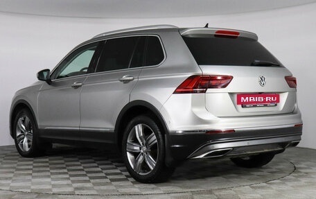 Volkswagen Tiguan II, 2017 год, 2 697 000 рублей, 7 фотография