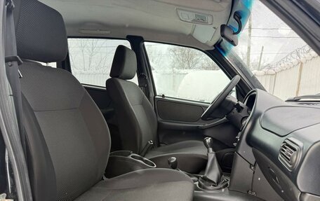 Chevrolet Niva I рестайлинг, 2018 год, 839 000 рублей, 7 фотография