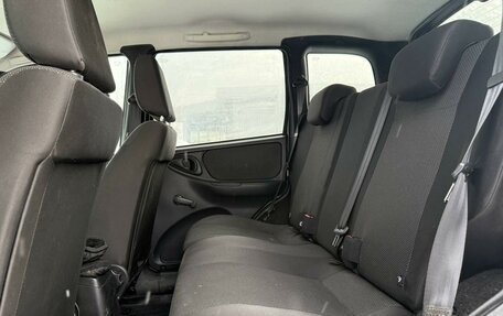 Chevrolet Niva I рестайлинг, 2018 год, 839 000 рублей, 8 фотография