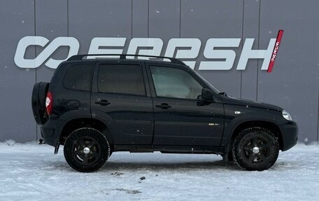 Chevrolet Niva I рестайлинг, 2018 год, 839 000 рублей, 5 фотография