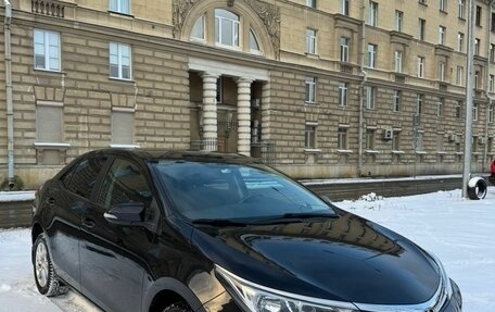 Toyota Corolla, 2018 год, 2 050 000 рублей, 3 фотография