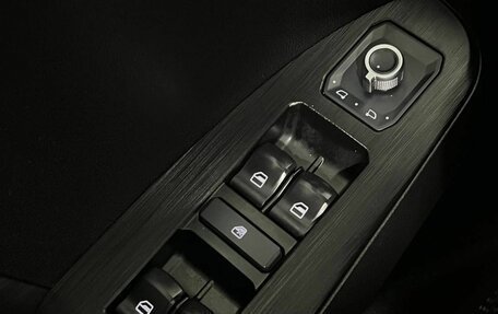 Haval Jolion, 2023 год, 1 680 000 рублей, 18 фотография