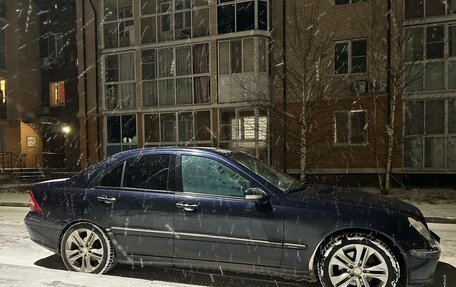 Mercedes-Benz C-Класс, 2005 год, 860 000 рублей, 5 фотография