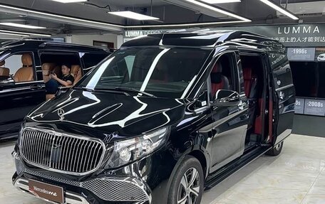 Mercedes-Benz V-Класс, 2025 год, 10 730 000 рублей, 14 фотография