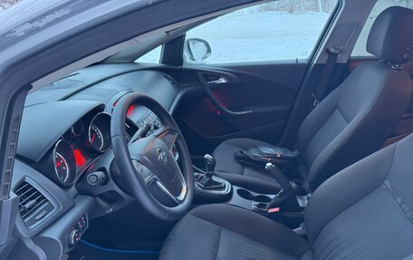 Opel Astra J, 2010 год, 499 000 рублей, 10 фотография