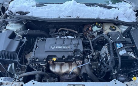 Opel Astra J, 2010 год, 499 000 рублей, 14 фотография