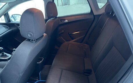 Opel Astra J, 2010 год, 499 000 рублей, 15 фотография