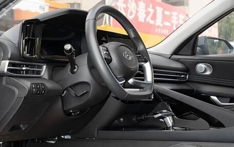 Hyundai Elantra, 2022 год, 1 743 437 рублей, 14 фотография