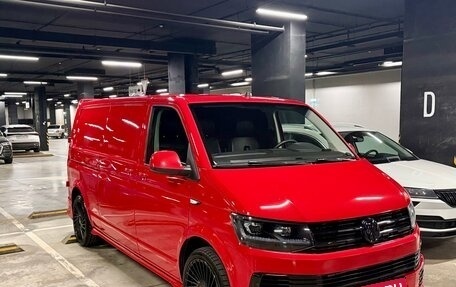 Volkswagen Transporter T6 рестайлинг, 2019 год, 5 500 000 рублей, 2 фотография