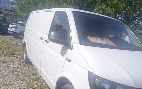 Volkswagen Transporter T6 рестайлинг, 2019 год, 5 500 000 рублей, 16 фотография