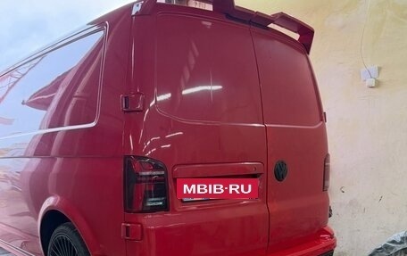 Volkswagen Transporter T6 рестайлинг, 2019 год, 5 500 000 рублей, 7 фотография