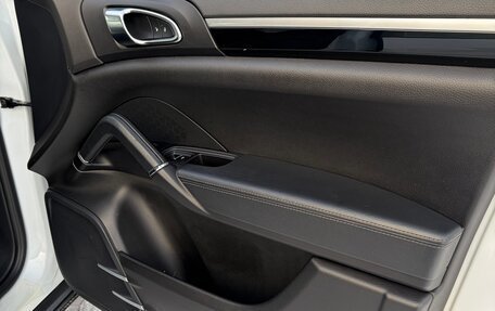 Porsche Cayenne III, 2015 год, 3 690 000 рублей, 29 фотография