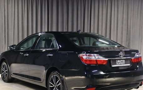 Toyota Camry, 2017 год, 2 199 000 рублей, 4 фотография