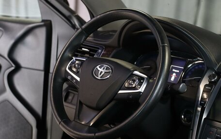 Toyota Camry, 2017 год, 2 199 000 рублей, 8 фотография