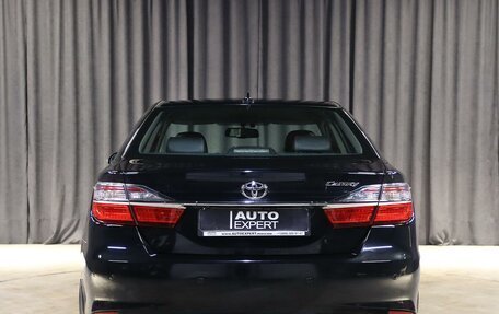 Toyota Camry, 2017 год, 2 199 000 рублей, 14 фотография