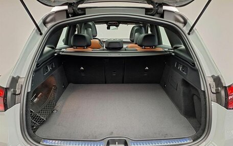 Mercedes-Benz GLC, 2025 год, 11 000 000 рублей, 15 фотография