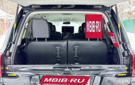Toyota Land Cruiser 200, 2012 год, 4 100 000 рублей, 23 фотография