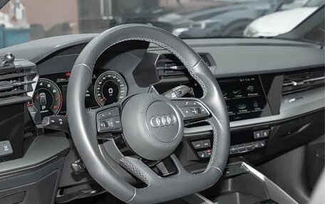 Audi A3, 2023 год, 2 350 000 рублей, 14 фотография