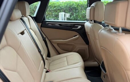 Porsche Macan I рестайлинг, 2024 год, 9 310 000 рублей, 10 фотография