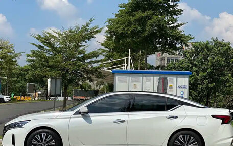 Nissan Altima VI (L34), 2022 год, 2 410 000 рублей, 4 фотография