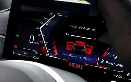 BMW 3 серия, 2024 год, 3 910 000 рублей, 14 фотография