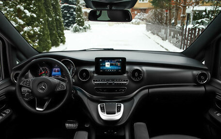 Mercedes-Benz V-Класс, 2021 год, 7 300 000 рублей, 16 фотография