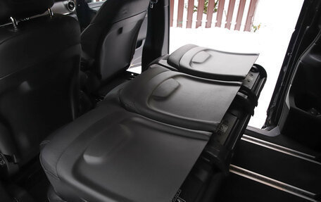 Mercedes-Benz V-Класс, 2021 год, 7 300 000 рублей, 35 фотография