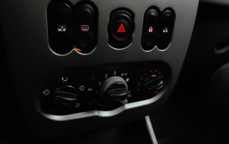 Renault Logan I, 2010 год, 389 000 рублей, 15 фотография