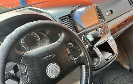 Volkswagen Multivan T5, 2004 год, 1 200 000 рублей, 6 фотография