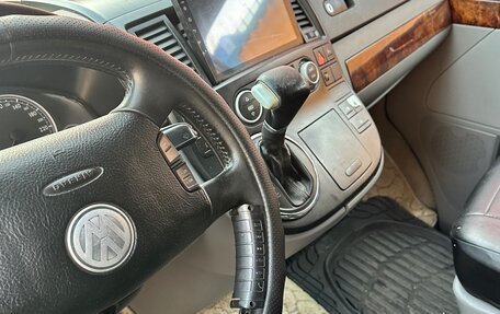 Volkswagen Multivan T5, 2004 год, 1 200 000 рублей, 9 фотография