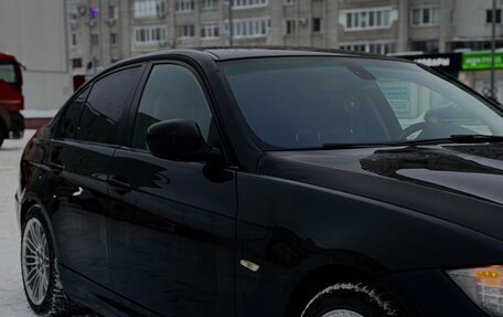 BMW 3 серия, 2010 год, 1 075 000 рублей, 2 фотография