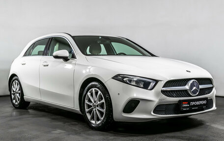 Mercedes-Benz A-Класс, 2018 год, 2 150 000 рублей, 3 фотография