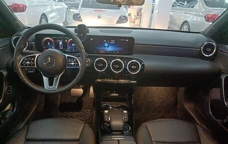 Mercedes-Benz A-Класс, 2022 год, 2 193 000 рублей, 9 фотография