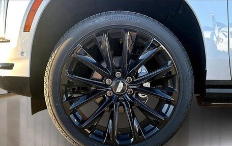 Cadillac Escalade V, 2025 год, 21 204 000 рублей, 12 фотография