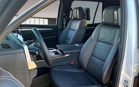 Cadillac Escalade V, 2025 год, 21 204 000 рублей, 9 фотография