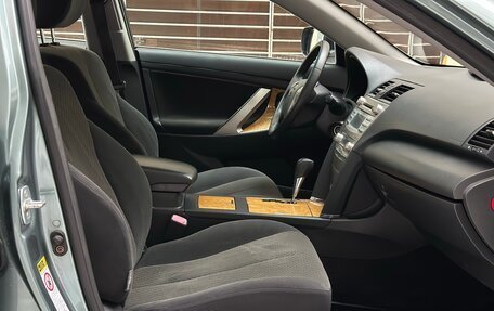 Toyota Camry, 2006 год, 1 240 000 рублей, 10 фотография