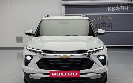 Chevrolet TrailBlazer, 2022 год, 1 860 888 рублей, 2 фотография