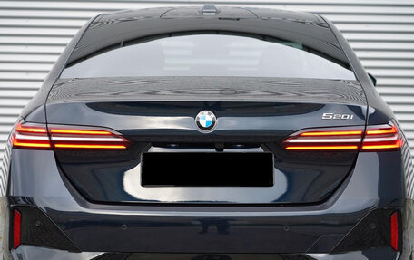 BMW 5 серия, 2025 год, 6 750 000 рублей, 5 фотография