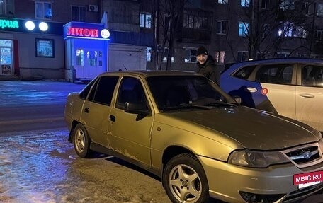 Daewoo Nexia I рестайлинг, 2009 год, 40 000 рублей, 4 фотография