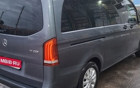 Mercedes-Benz Vito, 2015 год, 2 800 000 рублей, 15 фотография