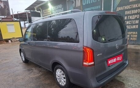 Mercedes-Benz Vito, 2015 год, 2 800 000 рублей, 16 фотография