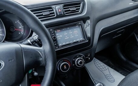 KIA Rio III рестайлинг, 2013 год, 647 000 рублей, 19 фотография