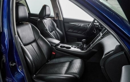 Infiniti Q50 I рестайлинг, 2017 год, 2 290 000 рублей, 8 фотография