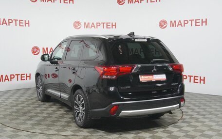 Mitsubishi Outlander III рестайлинг 3, 2018 год, 1 855 000 рублей, 7 фотография